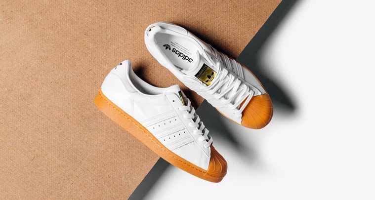 THIS ADIDAS SUPERSTAR 80S DELUXE OPTS FOR A GUM TOE