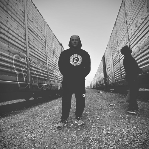 Mic Bles & Graff Roots - Graffiti On The Wall Video