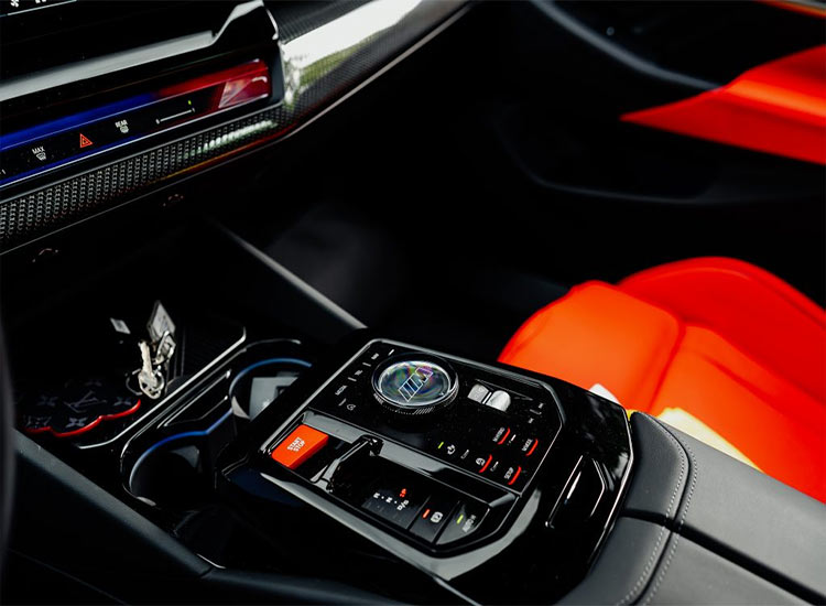 2025 BMW M5