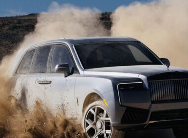 Rolls-Royce-Black-Badges-Challenge-Nevada’s-Desert-Storm